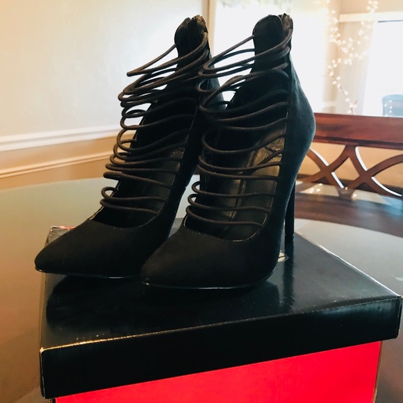 ⛔️SOLD⛔️ Sexy Stiletto Heels - Picture 2 of 4